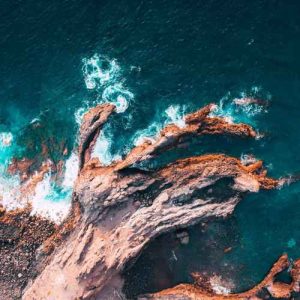 دانلود آهنگ پدرم اینجا و مادرم اینجا و وطنم ایرانه